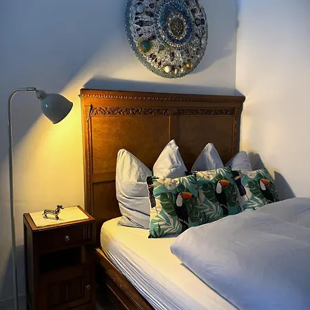 Beim Goldenen Dackel -atelierhaus Im Hof *