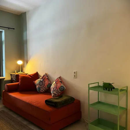 Beim Goldenen Dackel -atelierhaus Im Hof Апартаменты *