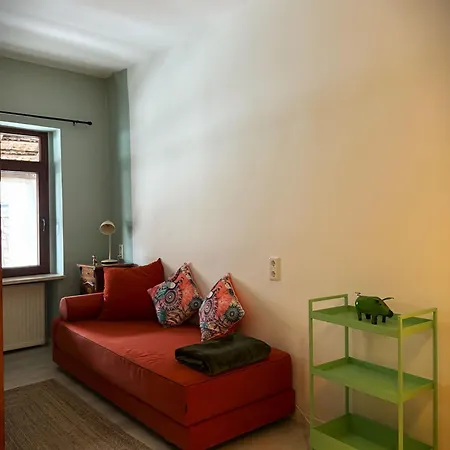 Beim Goldenen Dackel -atelierhaus Im Hof Апартаменты Ubach-Palenberg