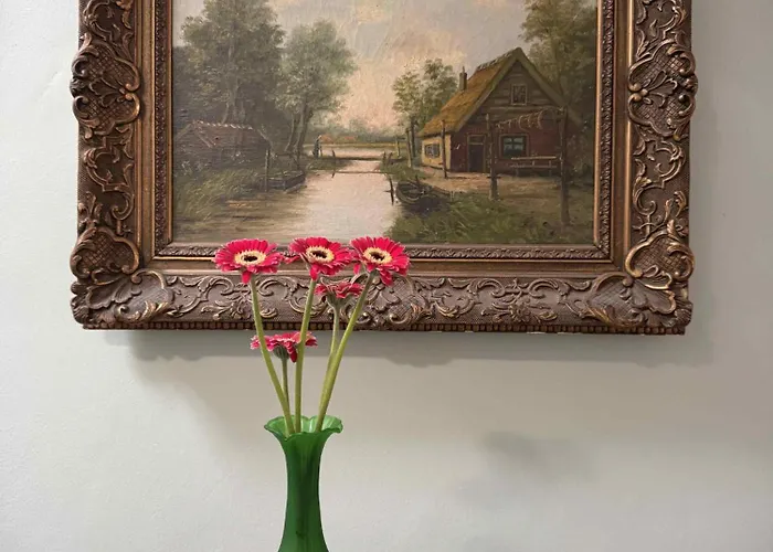 Beim Goldenen Dackel -atelierhaus Im Hof * Ubach-Palenberg