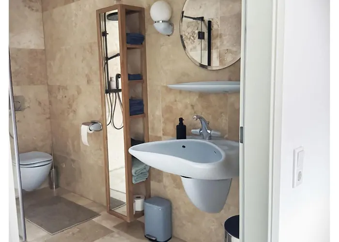 Beim Goldenen Dackel -atelierhaus Im Hof Ubach-Palenberg