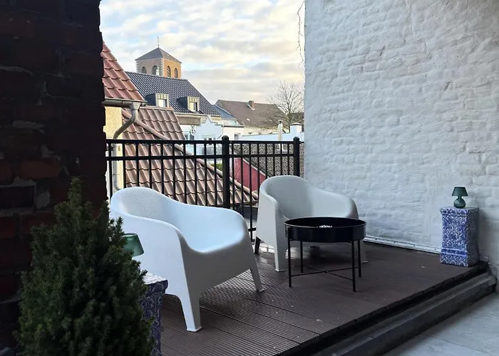 Appartement Beim Goldenen Dackel -atelierhaus Im Hof Ubach-Palenberg