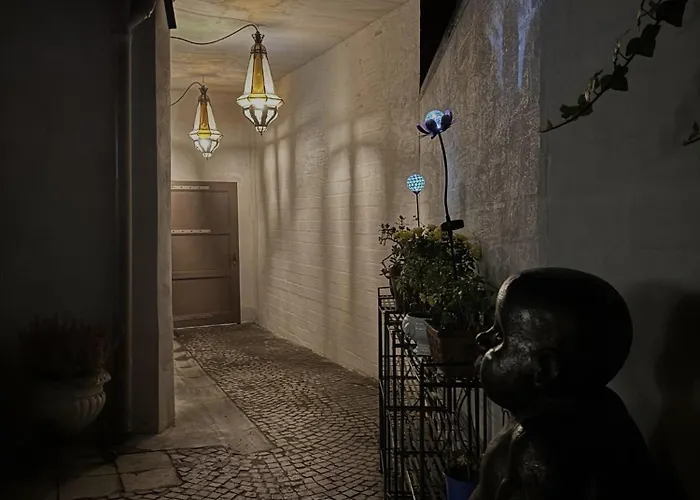 Appartement Beim Goldenen Dackel -atelierhaus Im Hof Ubach-Palenberg