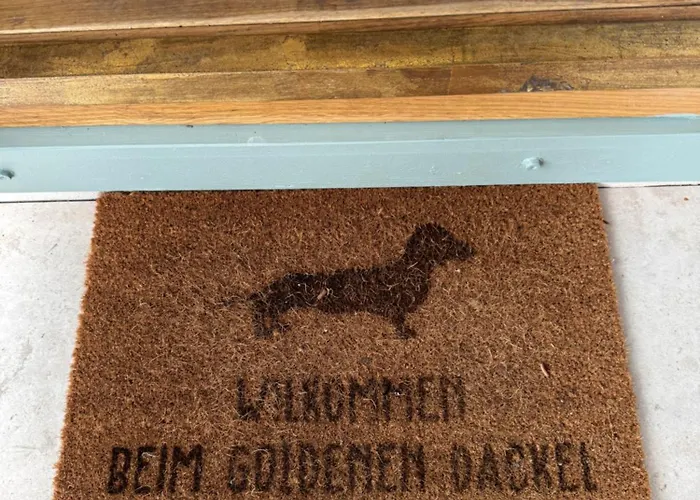 Beim Goldenen Dackel -atelierhaus Im Hof * Ubach-Palenberg